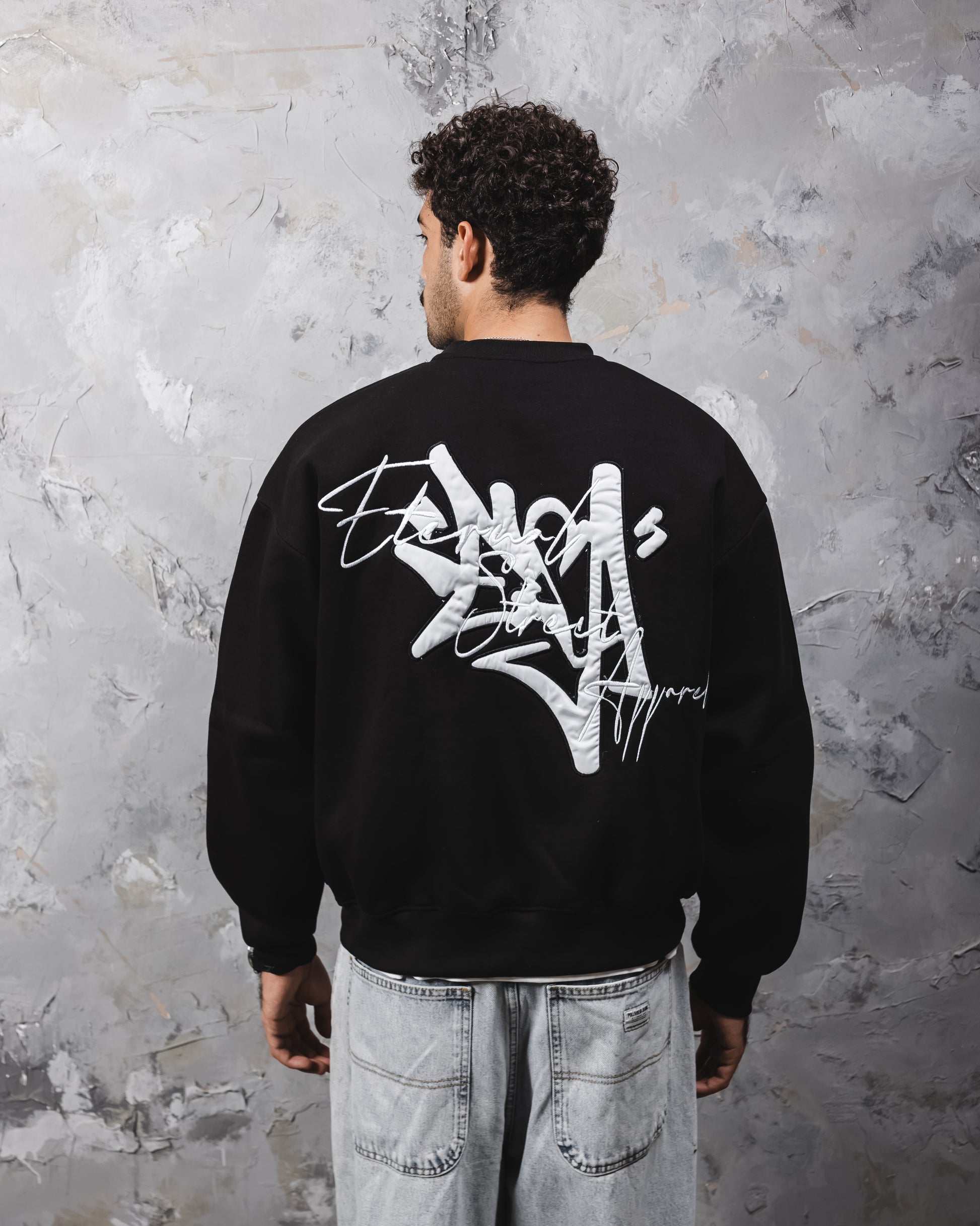 Chaotic stitched crewneck