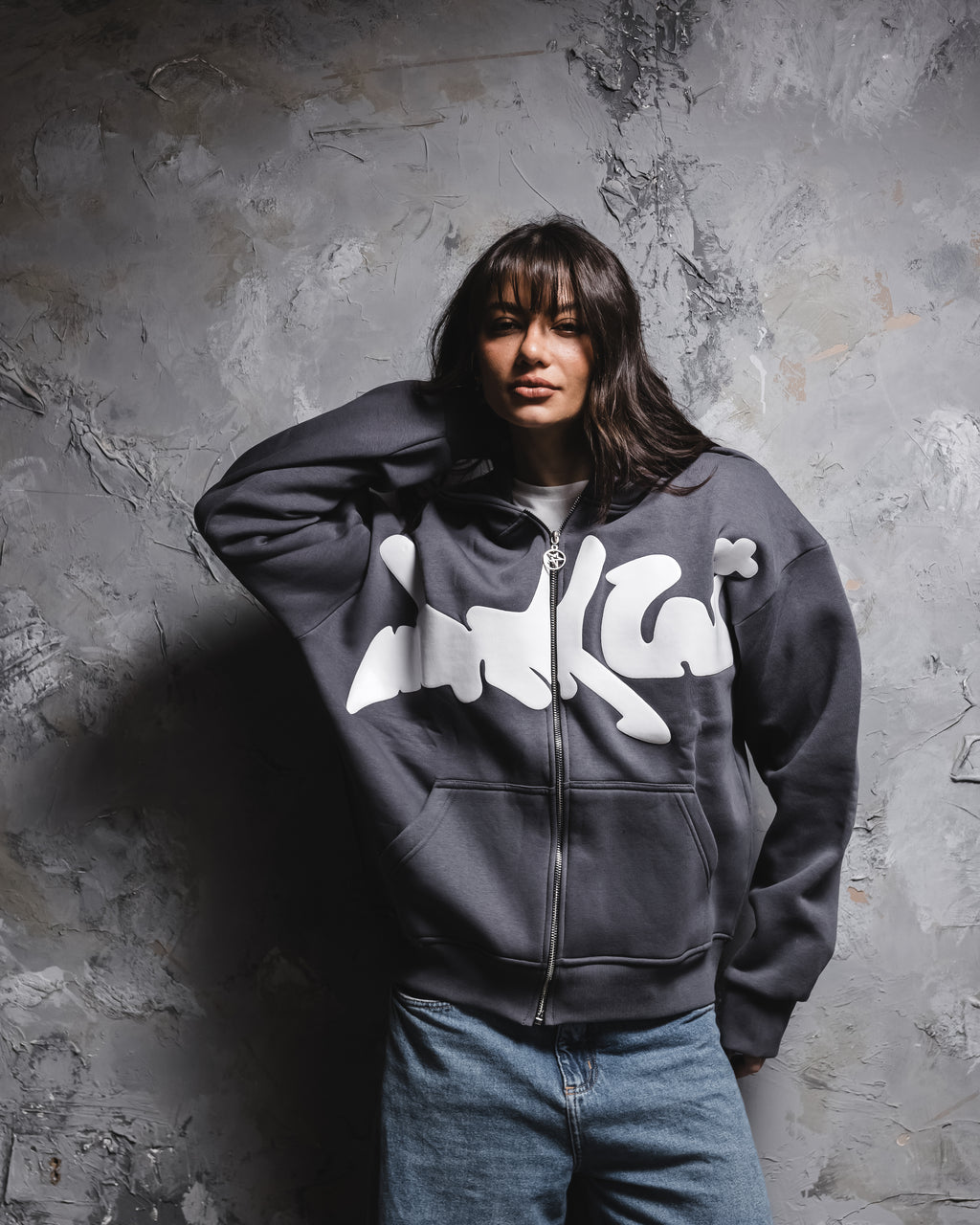 Grey puff printed zipup