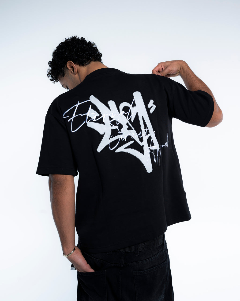 3D “Chaotic” stitched T-Shirt
